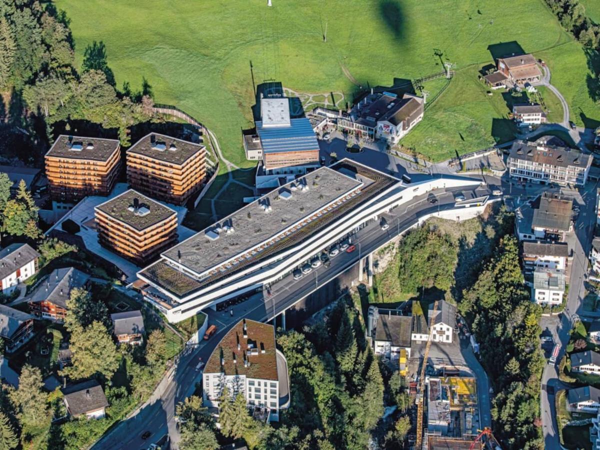 Stilvolle Ferienwohnung direkt an der Skipiste Flims Exterior foto