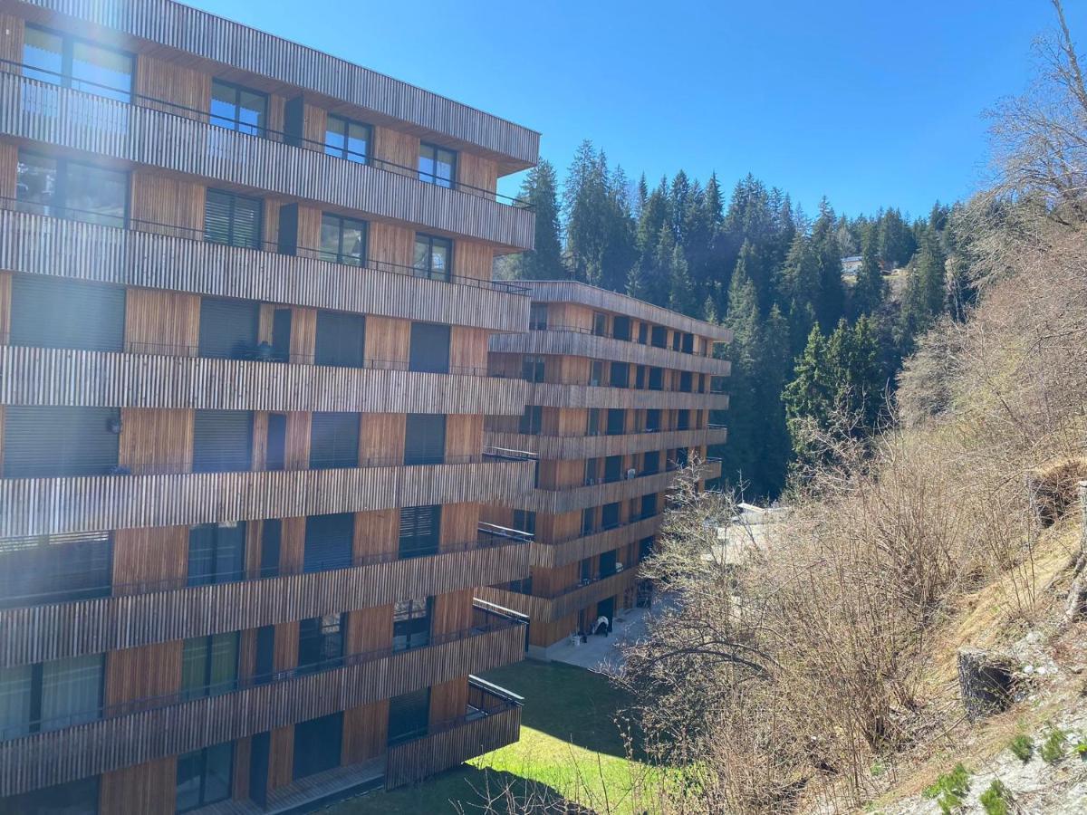 Stilvolle Ferienwohnung direkt an der Skipiste Flims Exterior foto