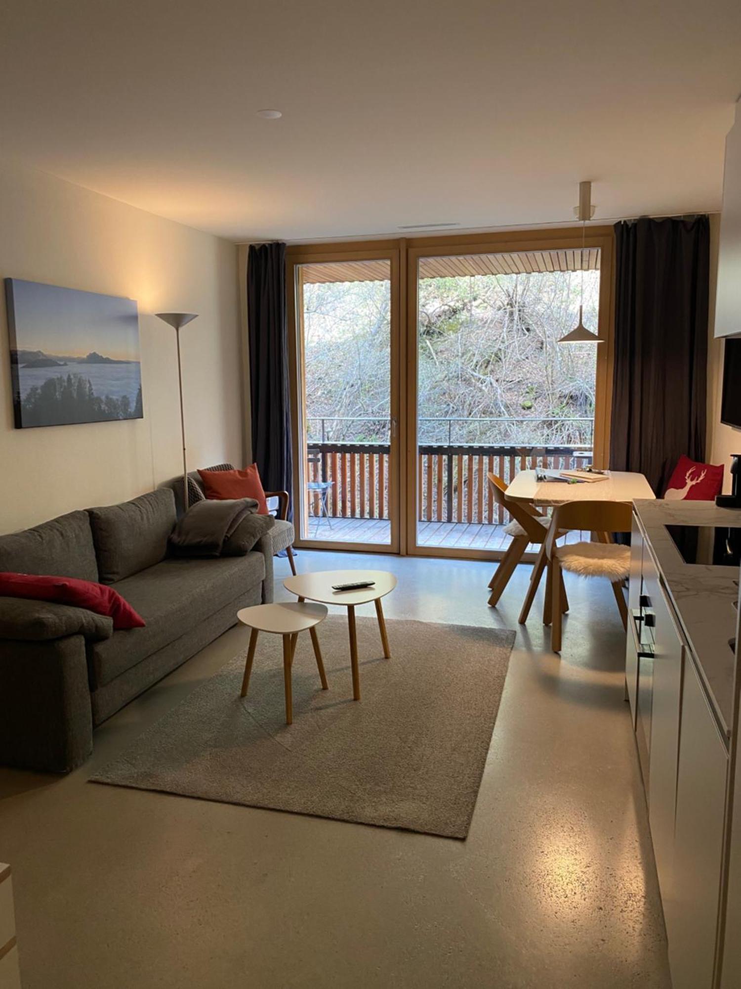 Stilvolle Ferienwohnung direkt an der Skipiste Flims Exterior foto