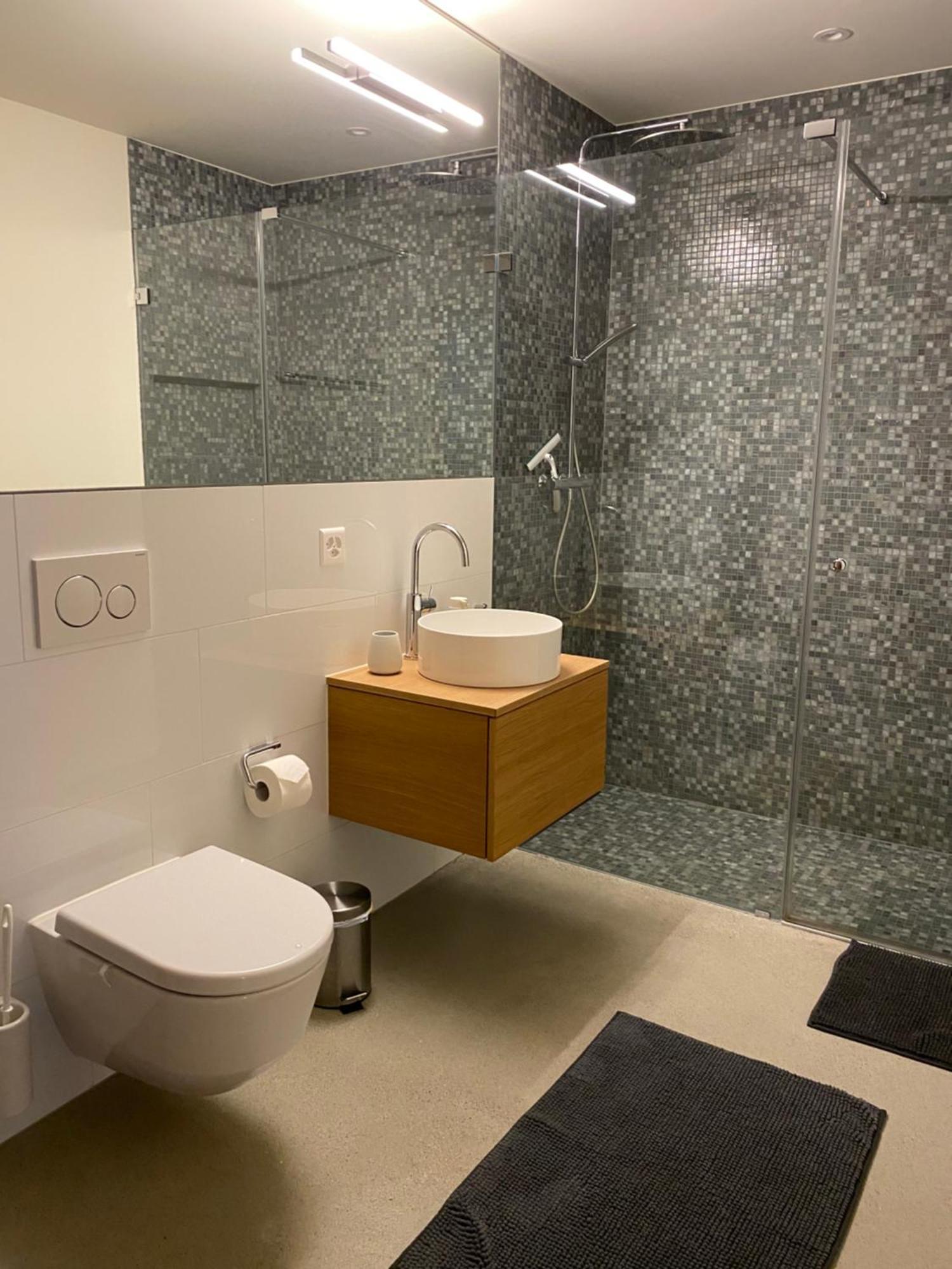 Stilvolle Ferienwohnung direkt an der Skipiste Flims Exterior foto
